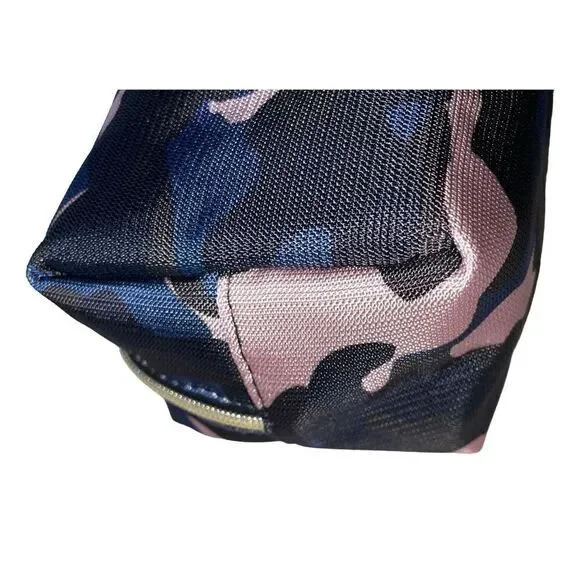 Scunci Mod Camouflage Travel Bag - Picture 5 of 13